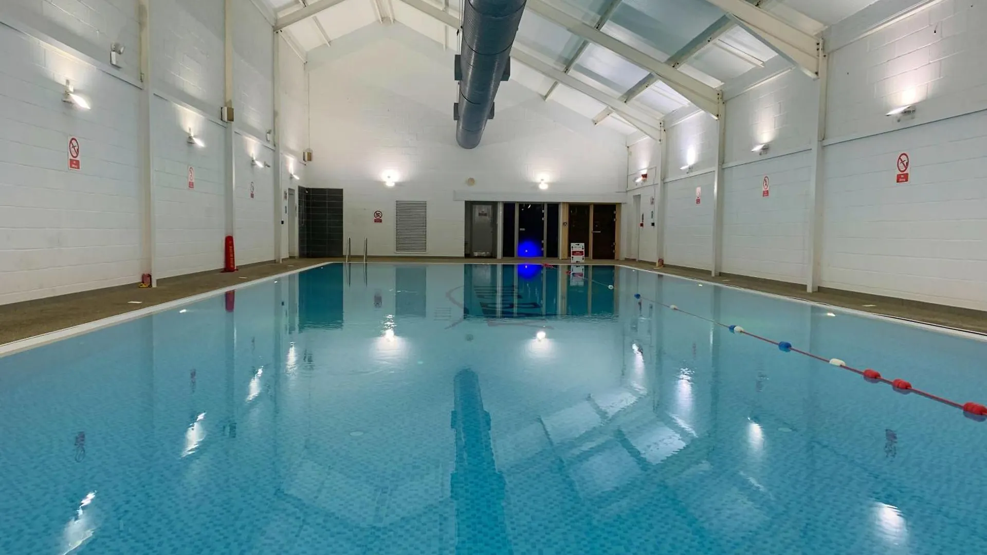 Prospect Lodge At The Bay Filey, Sleeps Up To 6, And 2 Dogs Stay For Free!